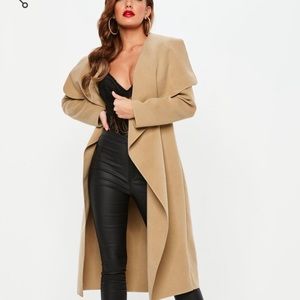 New! Worn for 1 event.